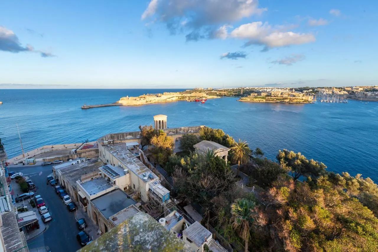 Valletta Large 3 Bedroom