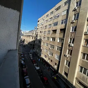 Lifestyle In The Center Bucarest