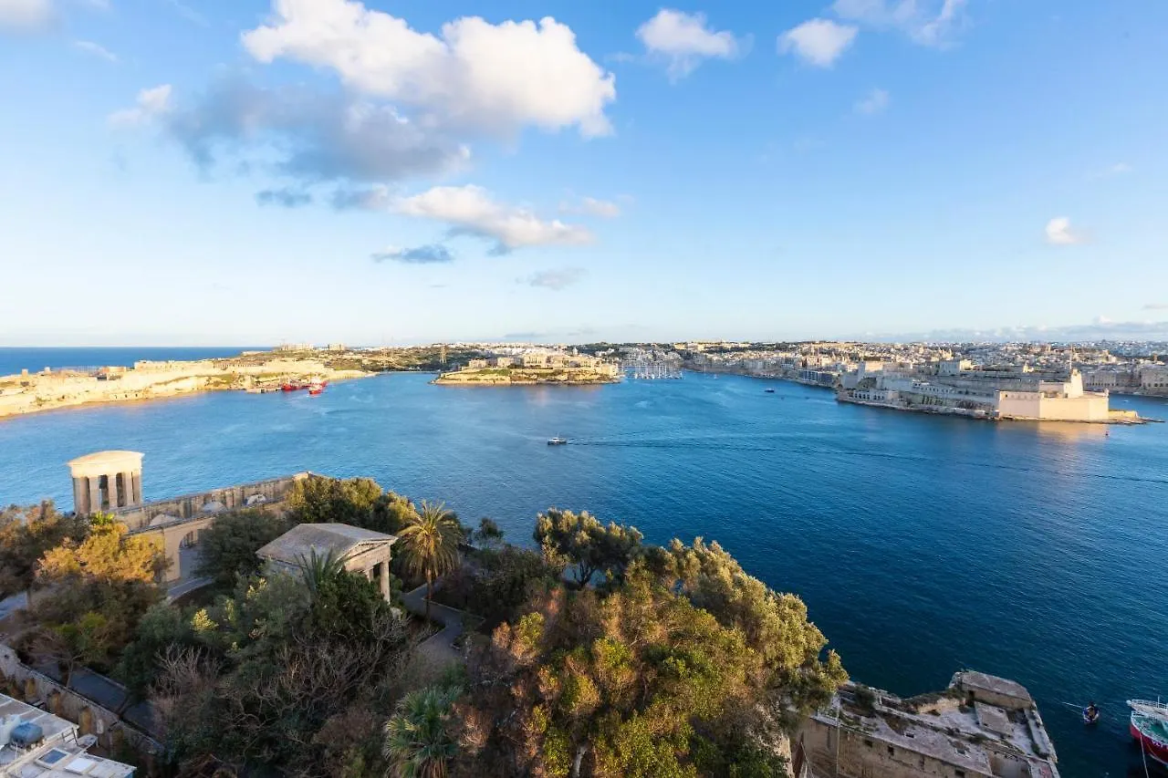 Valletta Large 3 Bedroom